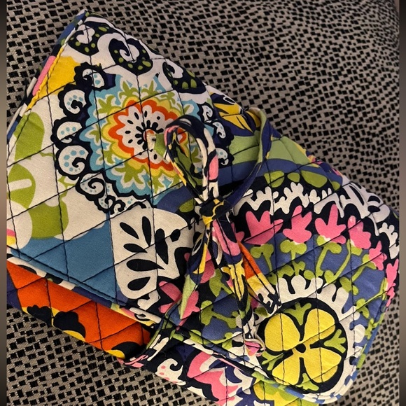 very bradley Handbags - Vera Bradley jewelry travel roll